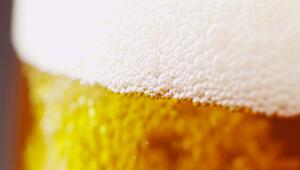 Aus diesem Glas schmeckt das Bier süsser