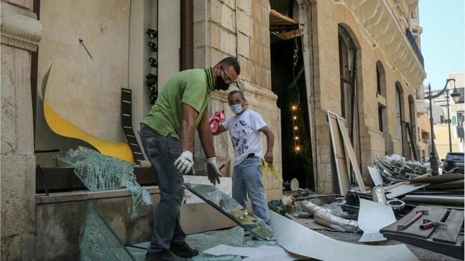 Explosion im Hafen Beiruts lässt am 4. August 2020 Fenster in der ganzen Stadt zerbersten