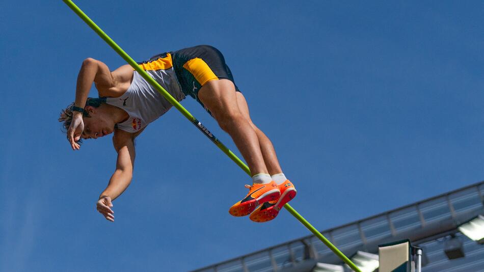 Armand Duplantis gewinnt das Stabhochspringen in Eugene