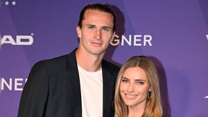 Sie geniessen Zweisamkeit im Urlaub: Alexander Zverev und Sophia Thomalla.
