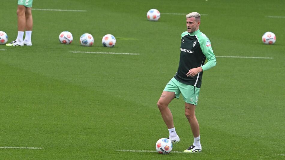 Marvin Ducksch beim Trainingsauftakt von Werder Bremen
