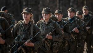 Kronprinzessin Amalia hat ihre militärische Basisausbildung abgeschlossen.