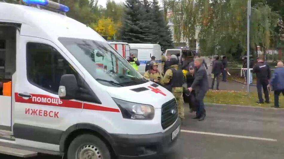 Tote und Verletzte an einer russischen Schule
