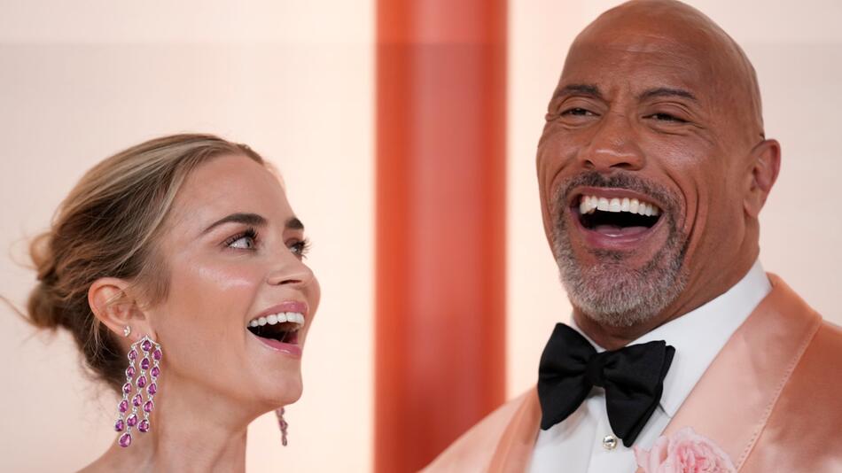 Emily Blunt (l) und Dwayne Johnson