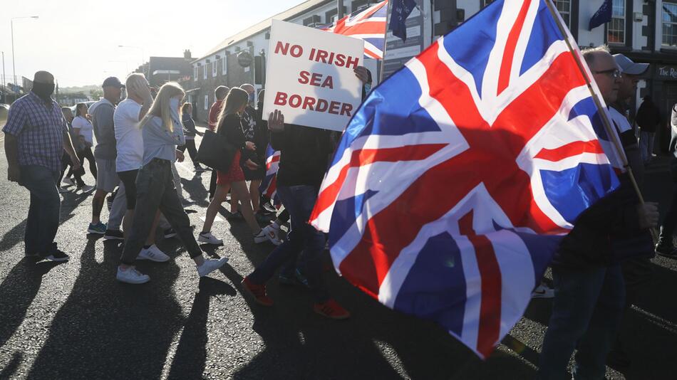 Streit um Nordirland: London will Brexit-Abkommen wieder aufmache