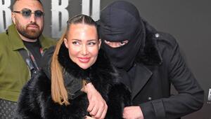 Nina Anhan mit ihrem Ehemann Aykut Anhan (re.) bei der Premiere seiner Netflix-Doku.