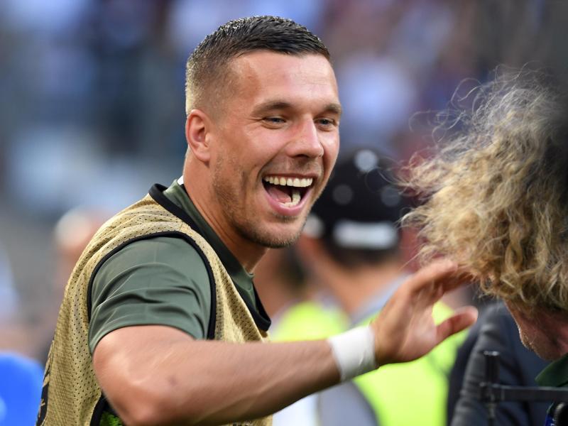 Lukas Podolski zeigt sich als Familienmensch | GMX.CH