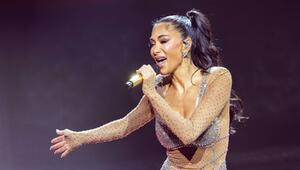 Nicole Scherzinger liess sich trotz ihres Unfalls nicht vom Performen abhalten.