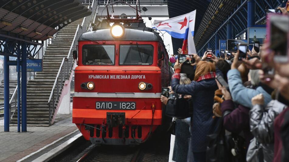 Strafverfahren der Ukraine gegen ersten russischen Zug auf Krim