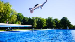 Eröffnung der Freibadsaison in Hannover