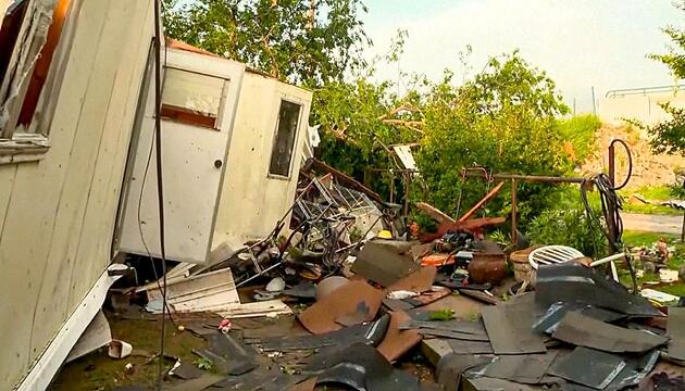 Sturmchaos in Texas: Mutmasslicher Tornado verwüstet Stadt bei Fort Worth