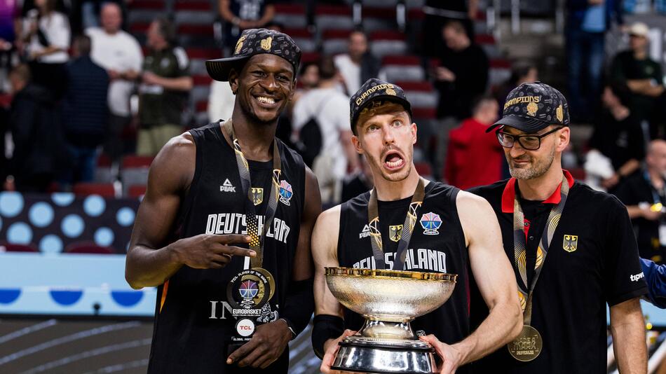 Isaac Bonga und Andreas Obst waren zu Spässen aufgelegt.