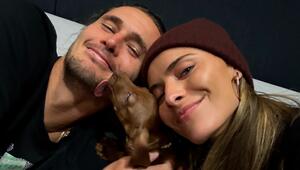 "One Dachshund is never enough“ – Thomalla teilt privaten Schnappschuss