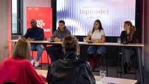 Im Pressetalk gefragt: Godfrey, Boureima, Daphne und Marlene (v.l.n.r.)