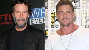 Keanu Reeves neben Alan Ritchson.