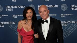 Jeff Bezos greift nach Liverpool-Anteilen