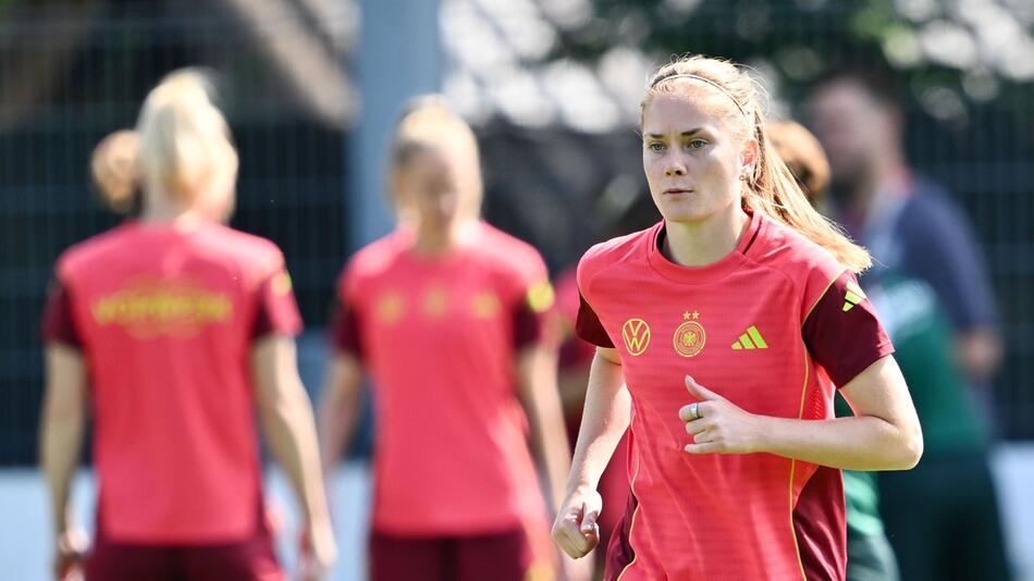 Frauenfussball-EM - Training Deutschland