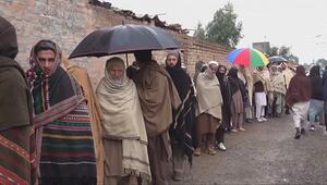 Angst vor Militäroperation: Zehntausende fliehen aus Tirah-Region in Pakistan