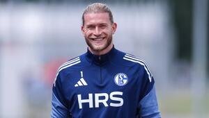 Loris Karius hat allen Grund zur Freude: Das zweite Baby ist da.
