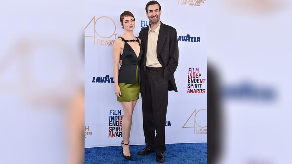 Emma Stones und Dave McCarys Film "I Saw the TV Glow" waren bei den Spirit Awards sechsmal ...