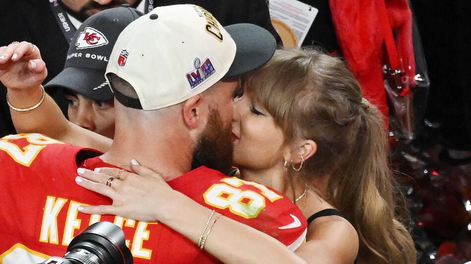 Football-Star Travis Kelce und Sängerin Taylor Swift standen beim Super Bowl besonders im Fokus ...