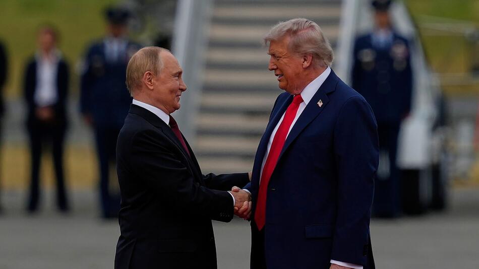Vor dem Treffen von Trump und Putin
