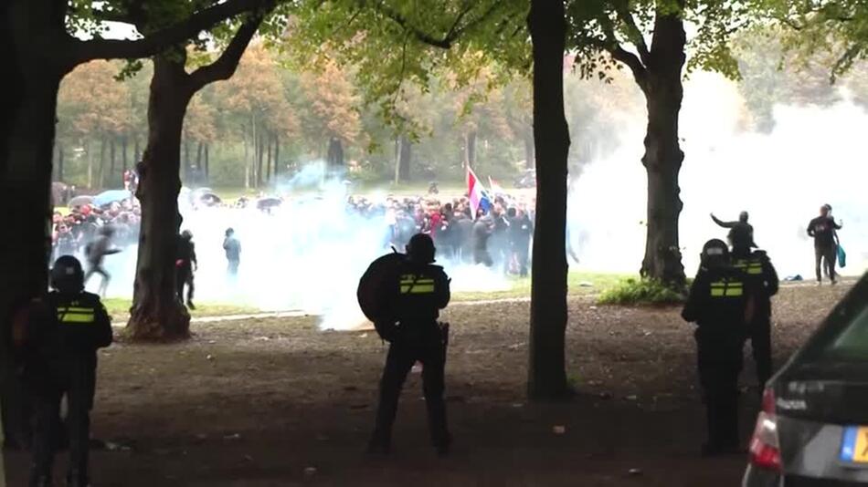 Festnahmen und Verletzte bei Demo gegen Asylbewerber in den Niederlanden