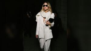 Rosie Huntington-Whiteley hat den "Quiet Luxury"-Style verstanden.