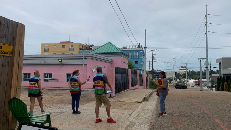 Klinik in Pink kämpft für das Recht auf Abtreibung in den USA