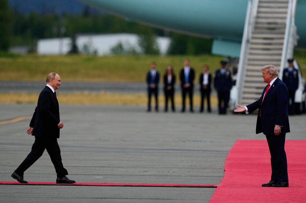 Vor dem Treffen von Trump und Putin