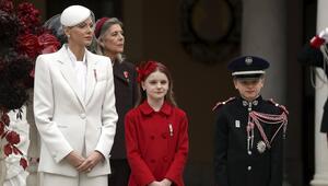 Fürstin Charlène und ihre Zwillinge sind auf einem Muttertagsfoto zu sehen.