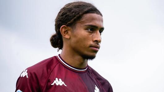 Ein Bild des jungen Metz-Fussballers Tahirys Dos Santos aus September 2025.
