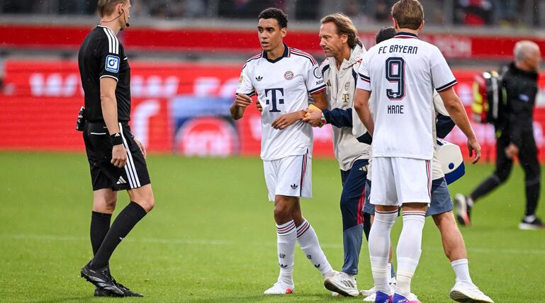 Fussball, Testspiele: 1. FC Heidenheim - FC Bayern München