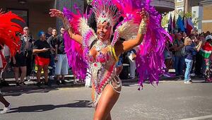 Sechs Jahrzehnte Karneval: Millionen feiern in Notting Hill