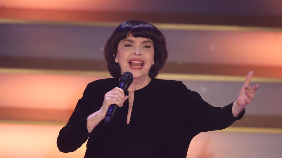 Mireille Mathieu startet letzte grosse Tour in Deutschland