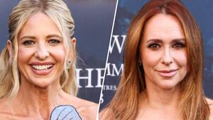 Sarah Michelle Gellar (l.) und Jennifer Love Hewitt posierten bei der Premiere der Fortsetzung ...