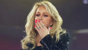 Bonnie Tyler auf der Bühne beim Silvester-Schlagerboom 2025.