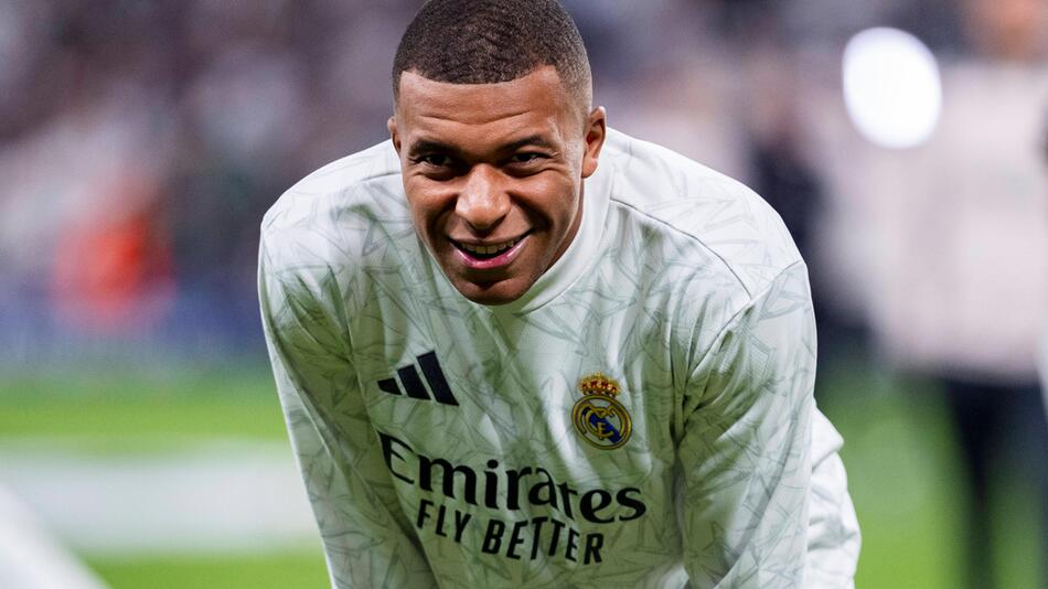 Kylian Mbappé hat im Gehaltsstreit mit PSG aktuell gut lachen