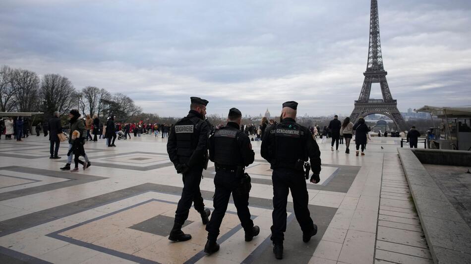 Deutscher bei mutmasslicher Terror-Attacke in Paris getötet