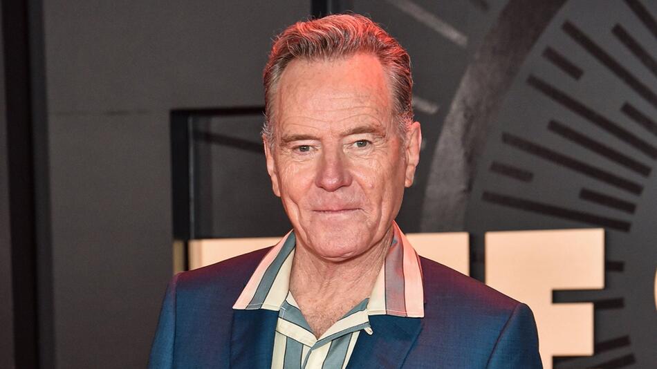 Bryan Cranston durfte für einige wenige Folgen wieder in die Rolle von Hal in "Malcolm ...