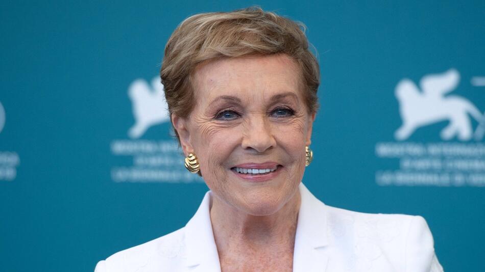Julie Andrews wird am 1. Oktober 90 Jahre alt.