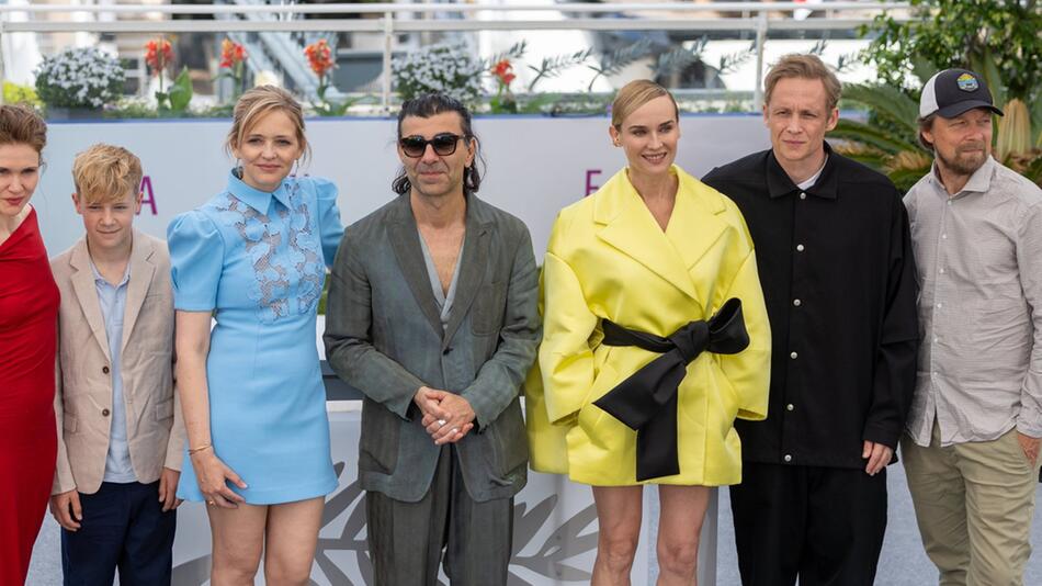 (v.l.): Laura Tonke, Fatih Akin, Diane Kruger und Matthias Schweighöfer lassen sich und den ...