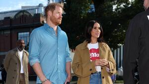 Prinz Harry und Herzogin Meghan sind nach sechs Jahren in Kalifornien zurück in Grossbritannien.