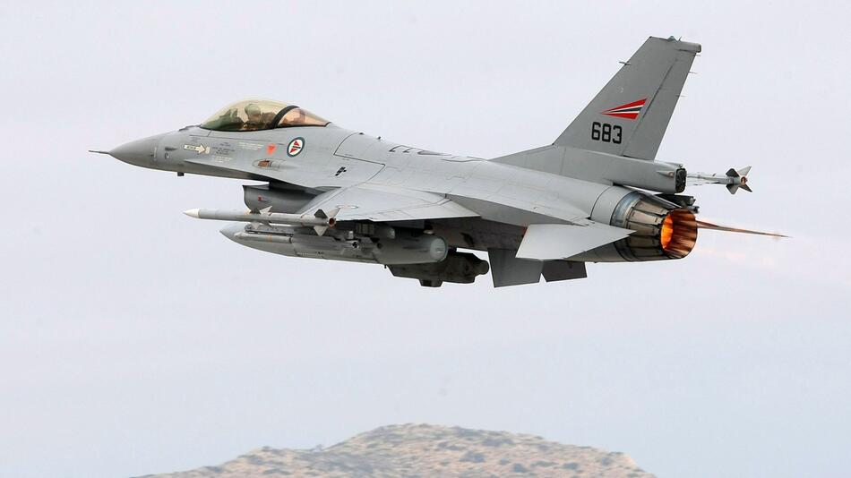 Norwegischer F-16-Kampfjet