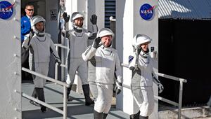 Vor dem Start zur ISS