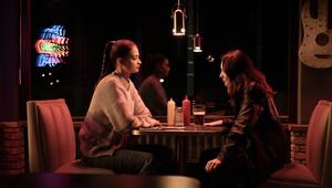 "Der Garmisch-Krimi - Wolfsmord": Ira Zach (Lavinia Wilson, r.) möchte in die Ermittlungen ...