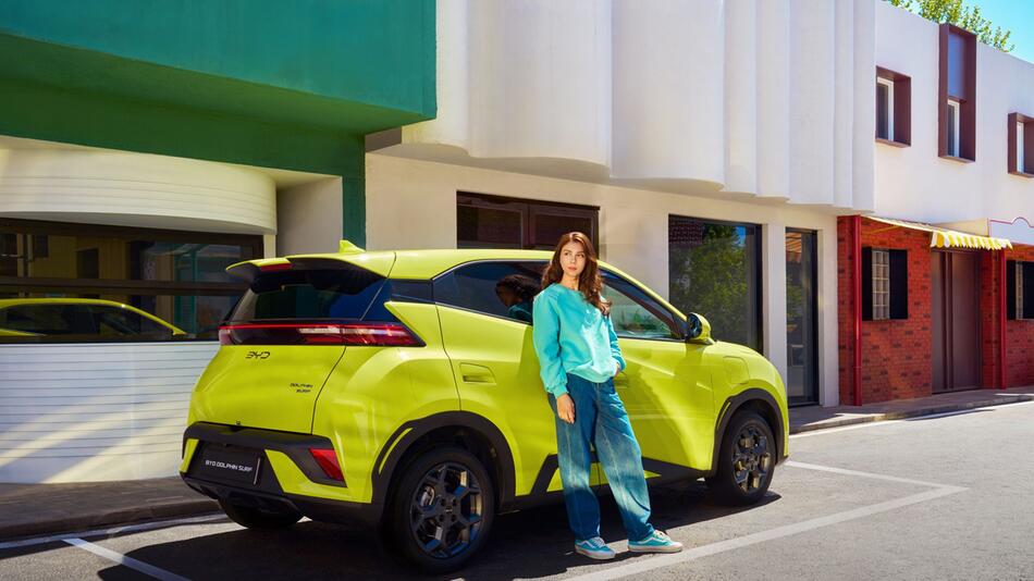 BYD Dolphin Surf