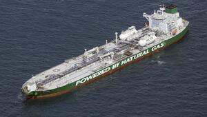 Tanker mit russischem Rohöl trifft in Japan ein