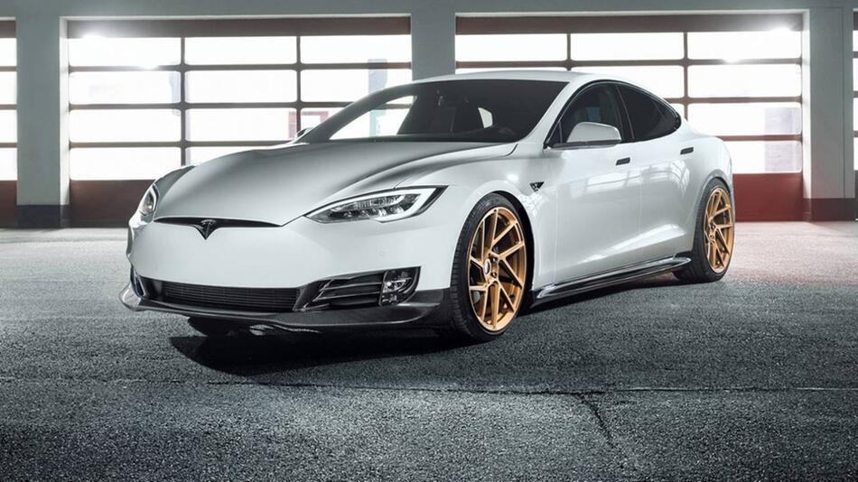 Novitec Tesla Model S