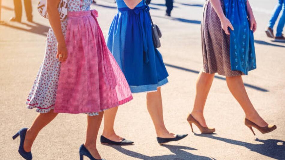 Frauen auf dem Oktoberfest